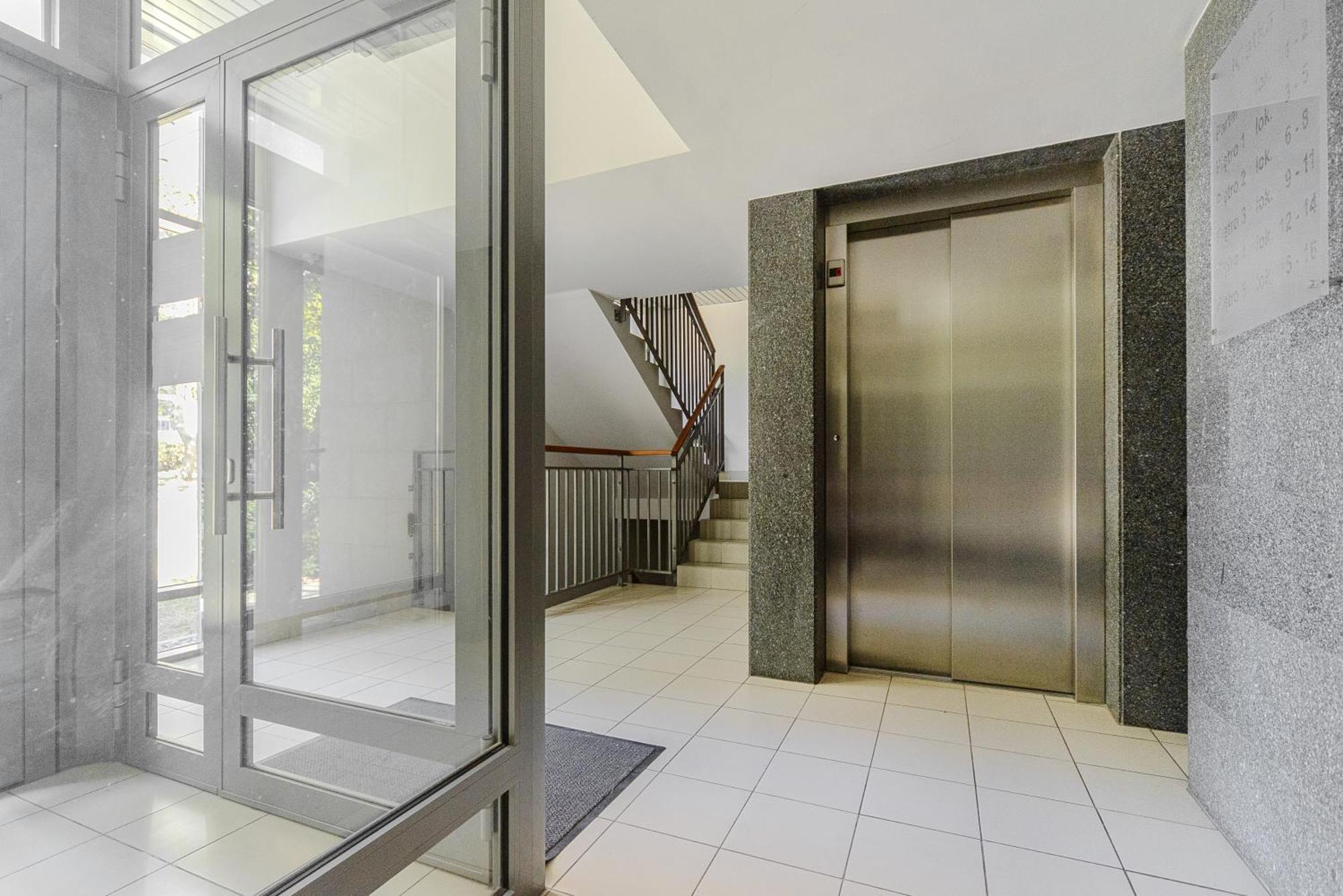 Ksiecia Janusza P&O Apartments Варшава Екстериор снимка